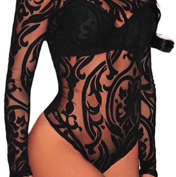 Black 🖤 Velvet Bodysuit - Picture 7 of 7